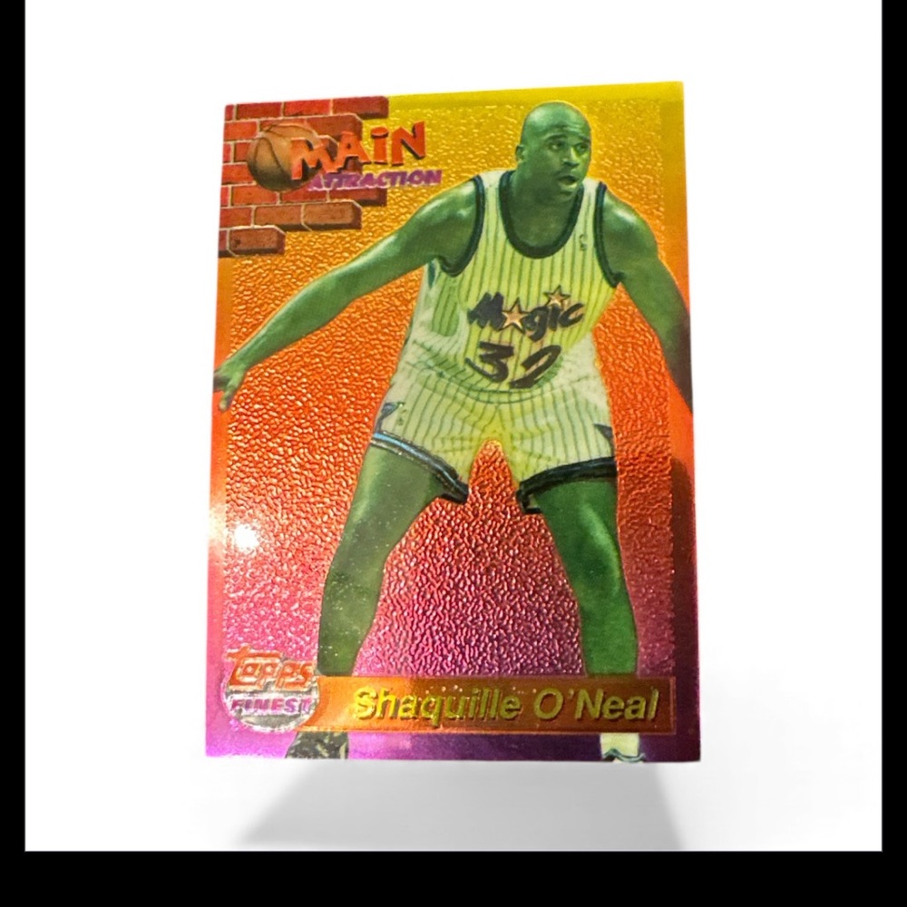 Topps finest Shaquille O’Neal main attraction mint condition